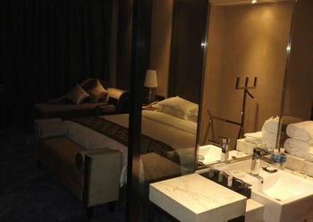 Rising Hotel Chongqing Esterno foto